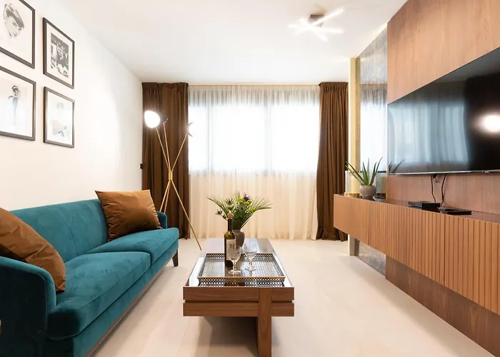 Ez Luxury Living 公寓